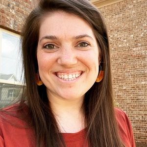 Meet your Posher, Laurel